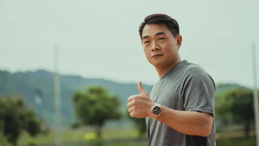 彭政閔驚喜客串《做工的人 電影版》 片場1秒變成球迷見面會