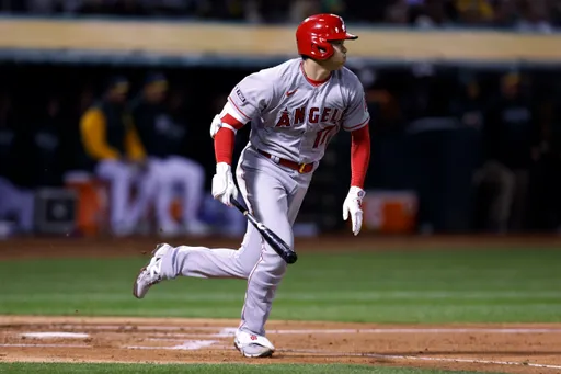 大谷翔平不留情！棒打同梯日本好手藤浪晉太郎　天使13比1奪本季首勝