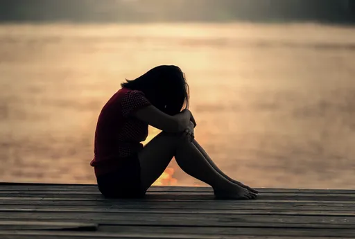 色姨丈幫15歲外甥女「按摩消水腫」!手竟伸進她下體 慘賠120萬判免囚