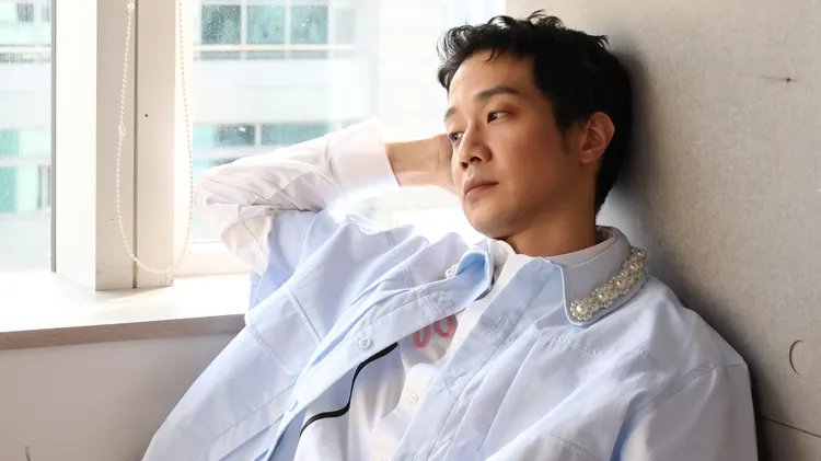 薛仕凌私下個性隨和。莊宗達攝