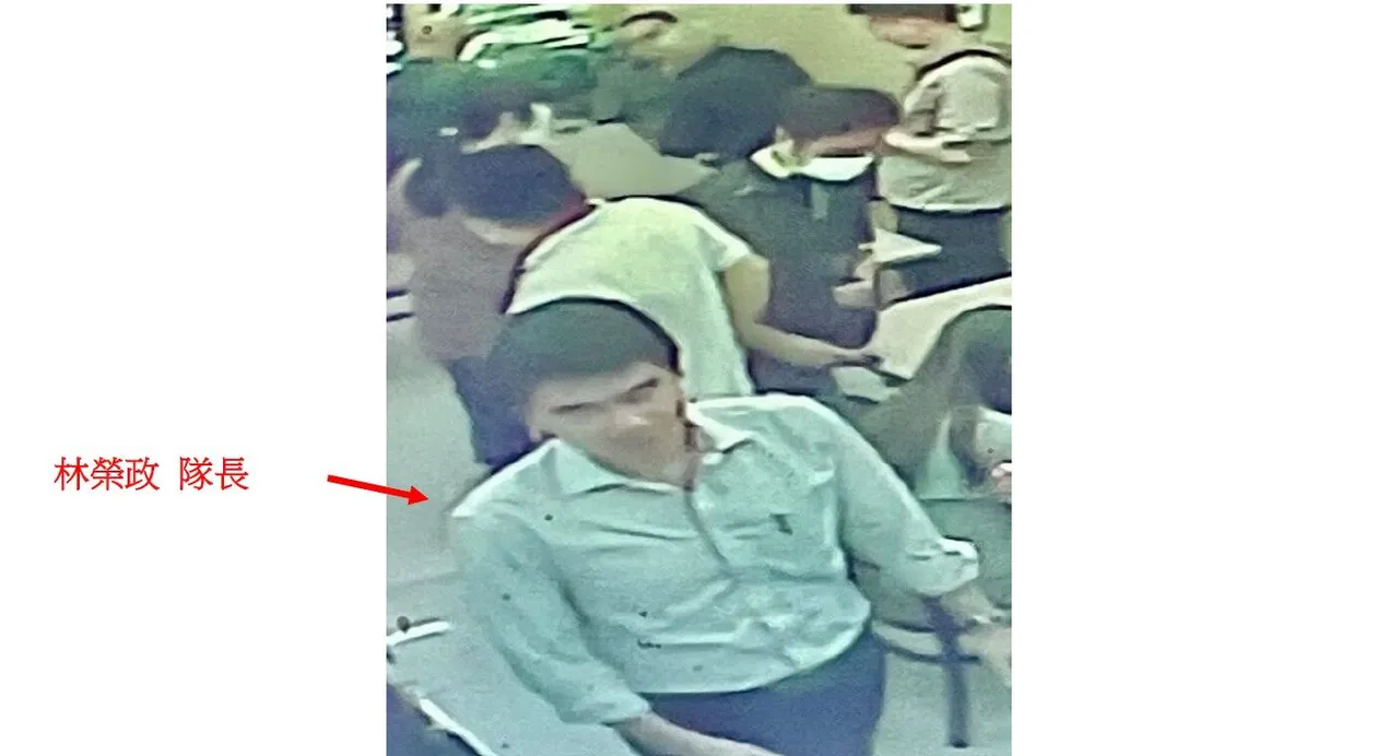 泰山企業指控,刑事局偵一大隊第三隊隊長林榮政強行押走獨董杜英達。翻攝畫面