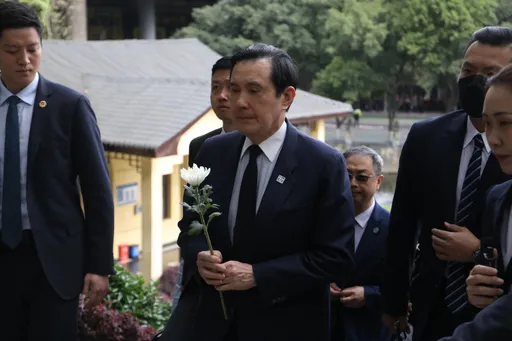 馬英九訪中｜為這件事哭了　哽咽嘆「承受很多委屈」