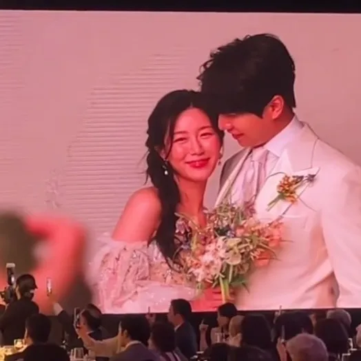 2人婚禮今天盛大舉行。