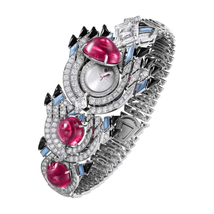 將於台灣獻出全球首次曝光的Beautés du Monde系列Tichodroma頂級珠寶神祕錶，約2910萬元。品牌提供