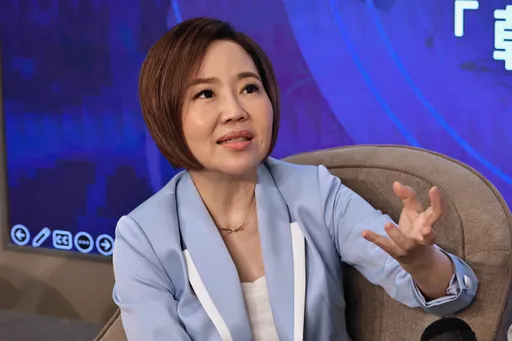 于美人宣布參選立委！　明親上火線說明