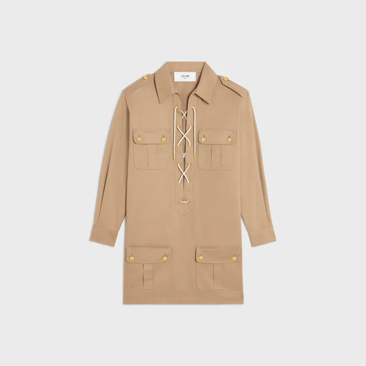 繩索衣領開襟短洋裝，7萬2000元。品牌提供