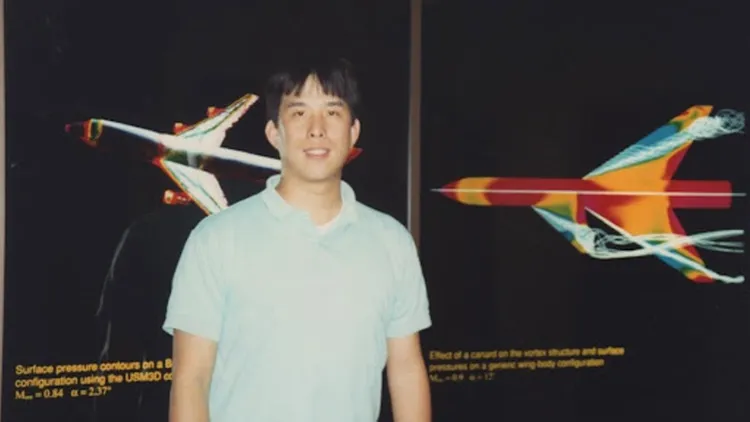 NASA艾姆斯研究中心（Ames Research Center）主任杜龍蓀從小熱愛飛行以及研究事物運行原理，想從事飛行和研究，卻成為一名傑出領導人。（杜龍蓀提供）中央社