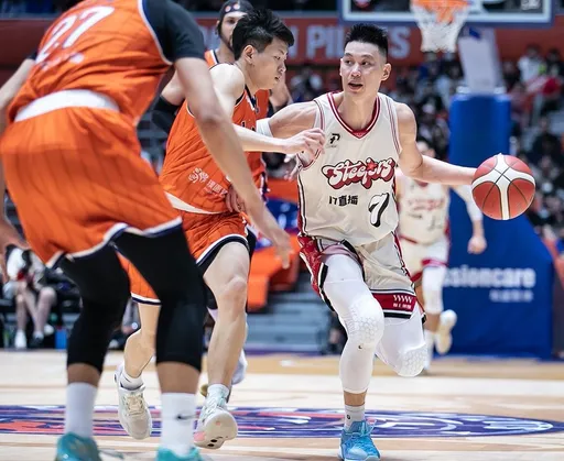 「御用按摩師」竟然是密醫!違法幫他針灸 林書豪回應了