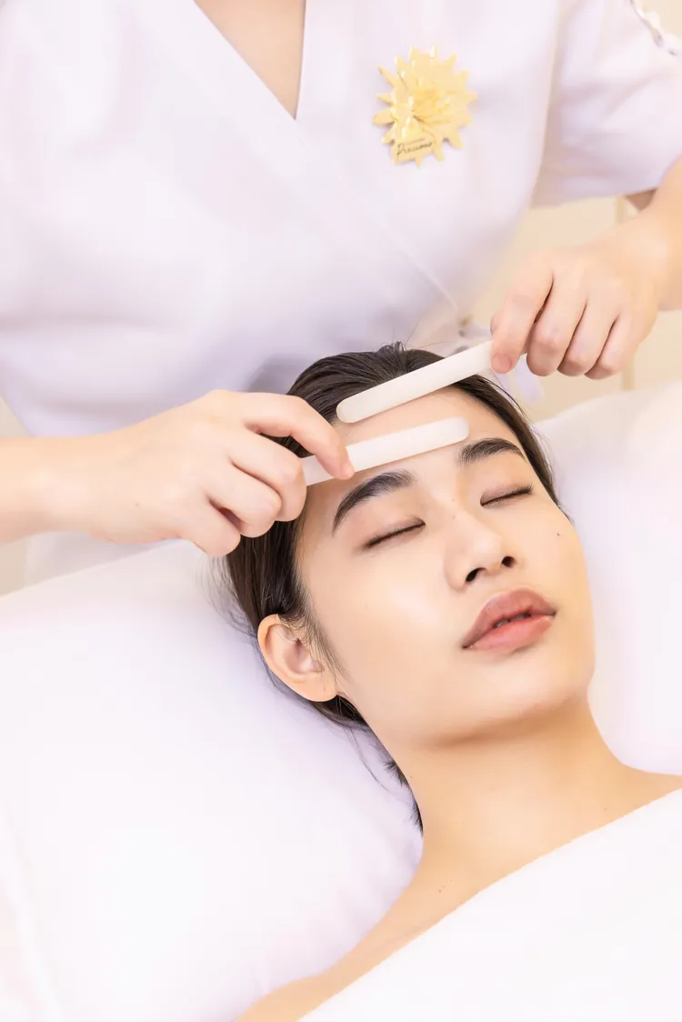 克蘭詩於大安SPA美妍中心推出限定的至臻凝時頂級療程。品牌提供