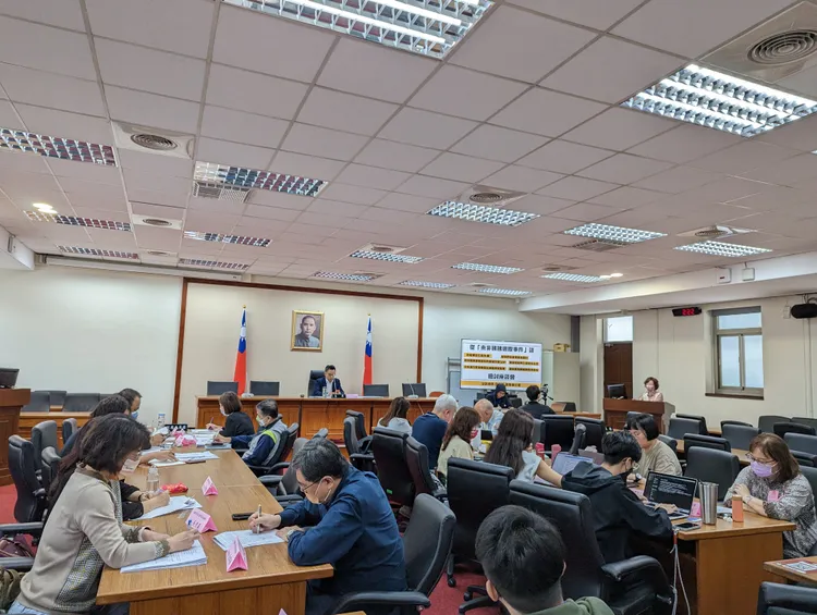 東非狒狒遭槍斃一事，今在立院召開檢討座談會。蘇柏銓攝