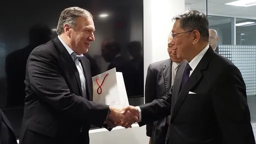 陳佩琪重返臉書揭柯文哲傳訊　「差不多XXX可以封殺我們的，都做了」