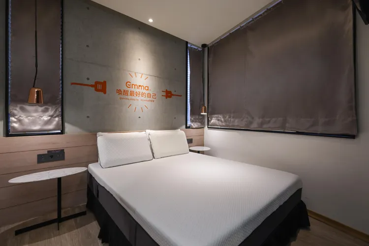 德國Emma與文舺行旅Monka Hotel攜手合作，推出以「超好眠」為主題的快閃旅店「Emma好眠屋」。業者提供
