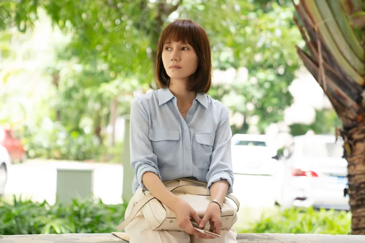 袁泉有文青風格。中天提供