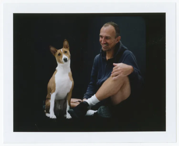 英國攝影師Tim Walker以其奇幻怪誕的風格著稱。品牌提供