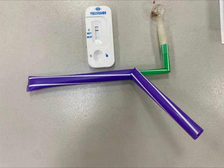 張女攜帶的安非他命吸食器。翻攝畫面