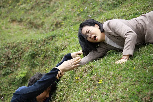 陳仙梅咬牙攀懸崖峭壁 當媽後懼高症爆發「摔下去小孩怎麼辦」