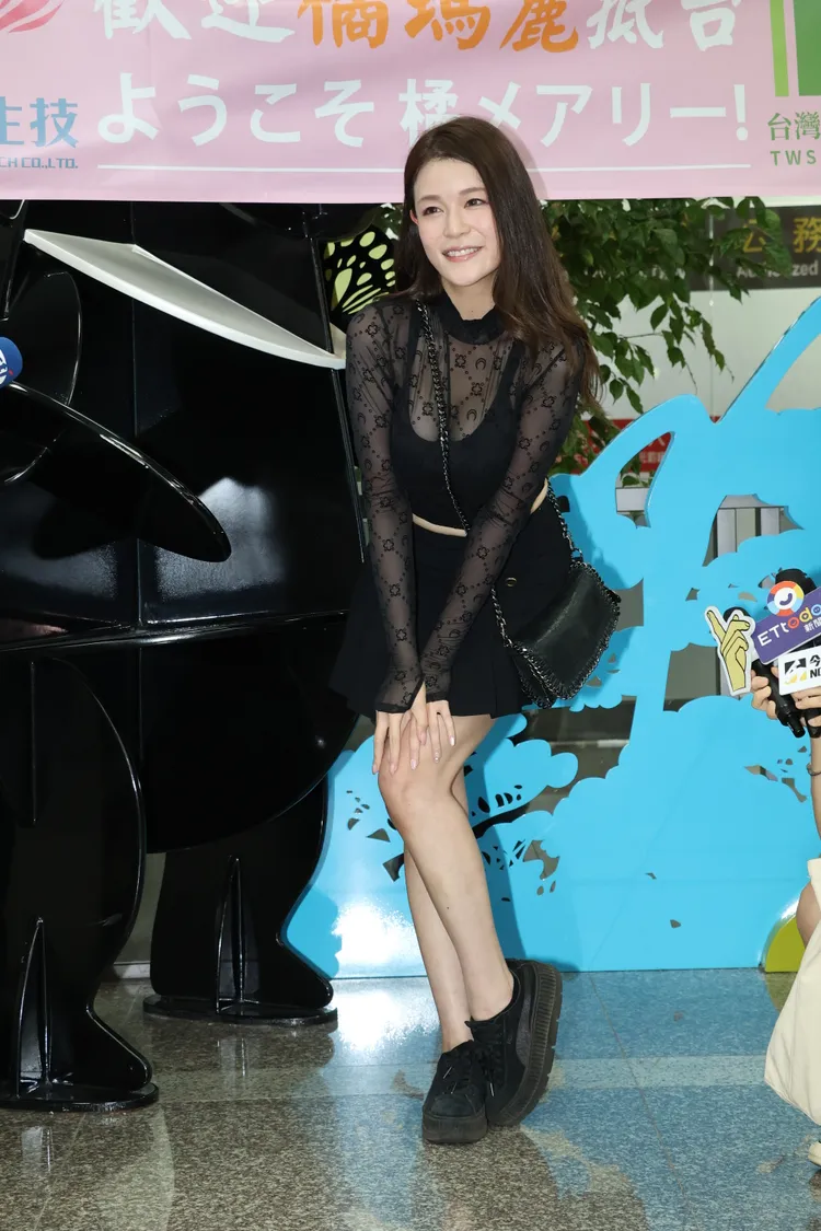 橘瑪麗臉蛋甜美，身材火辣。鄭孟晃攝