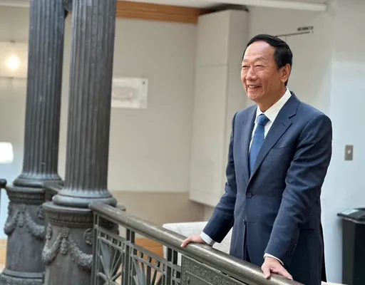 朱立倫稱提名「最強戰隊」 郭台銘:我跟侯友宜是「無懈可擊」的組合