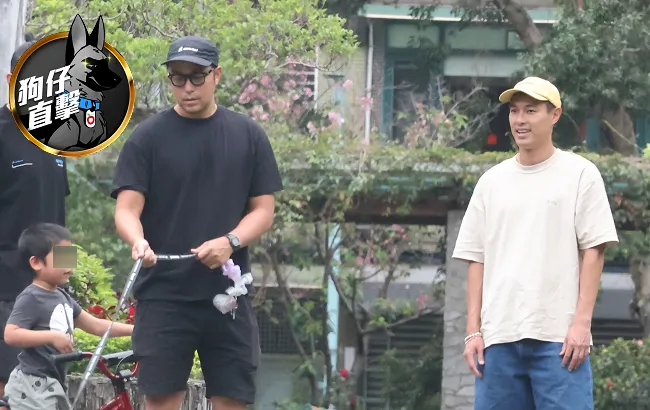 「國民老公」張孝全（中）牽著愛犬與「同志天菜」楊祐寧在公園內享受天倫之樂。特勤中心攝