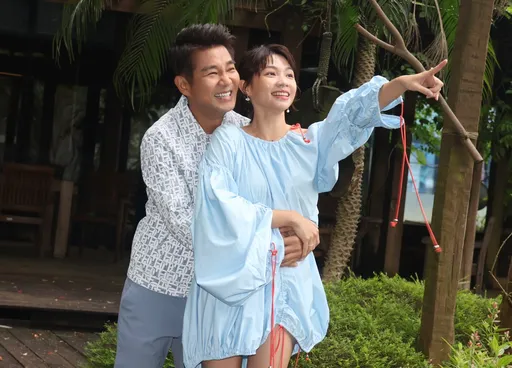 曾智希吻謝承均遵守老公交代「不准借位來真的」 凍卵先預約乾爹幫戳肚