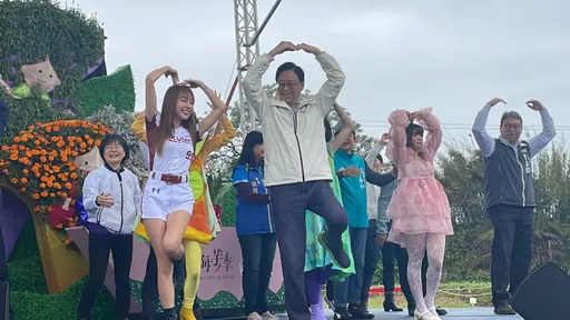 樂天女孩林襄與你「襄芋」 桃園彩色海芋季!溪海休閒農業區盛大開幕