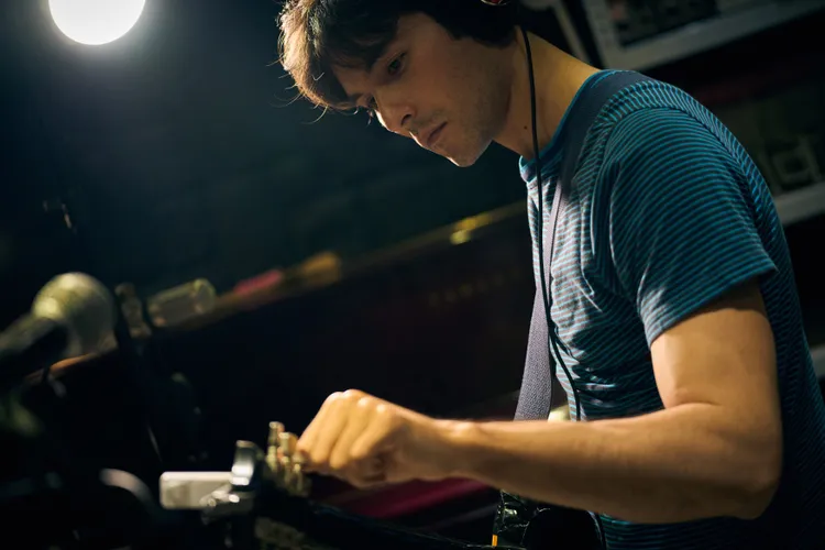 鳳小岳以創作歌手新身分進軍歌壇。環球音樂提供