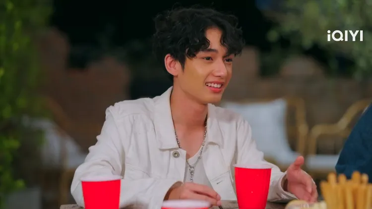 無害小鮮肉Max過去竟是恐同男，過往言論「Gay都該死」讓他後悔不已。翻攝愛奇藝國際站