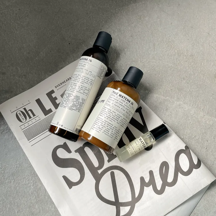 末茶26沐浴膠（左起）237ml／2000元、身體醋237ml／2500元、滾珠香氛油9ml／3300元。張家玲攝