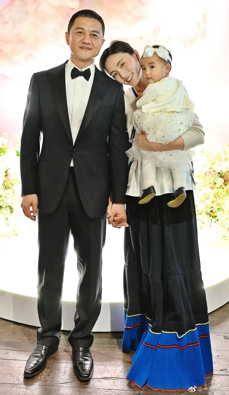 李亞鵬和現任妻子的女兒剛滿1歲。翻攝李亞鵬微博