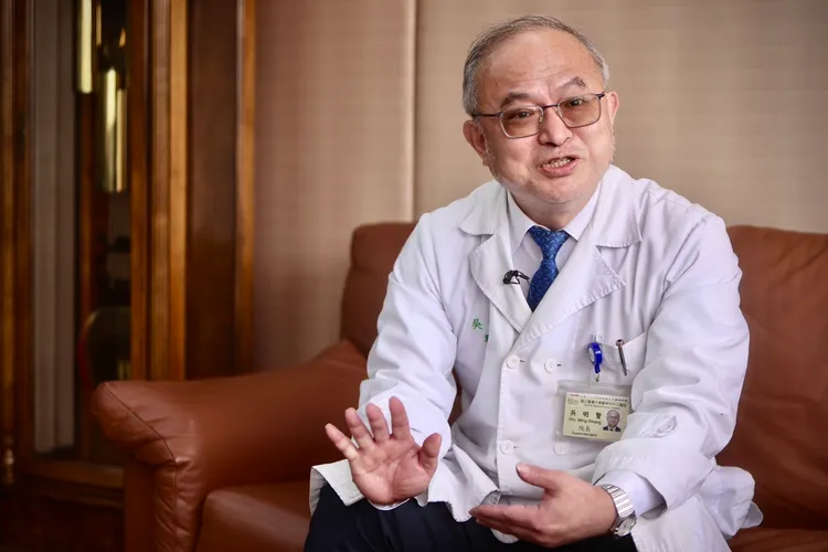 吳明賢對於用字遣詞不精確，引發台大同事誤解表示抱歉。林林攝