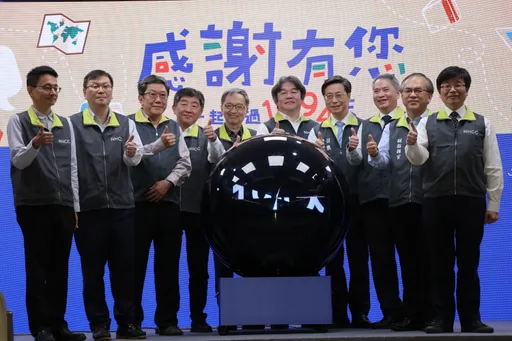 3年抗疫終落幕!王必勝:為民服務很光榮 防疫五月天僅「他」缺席