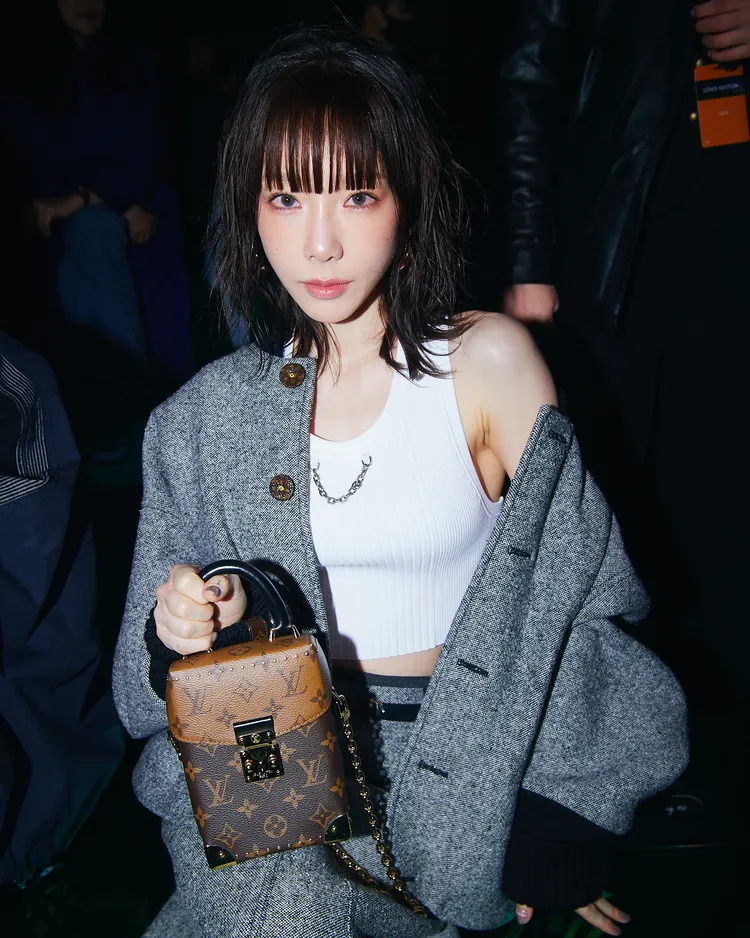 女團「少女時代」成員太妍也現身LV首爾早秋大秀前排。品牌提供