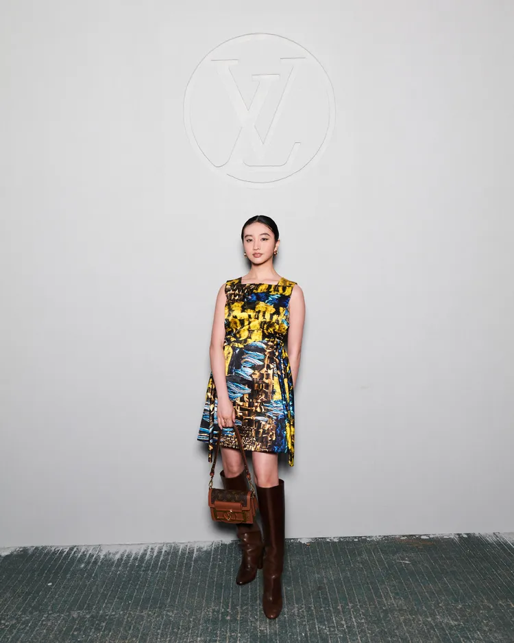 身為LV日本形象大使的木村光希，也沒錯過這場時尚盛事。品牌提供