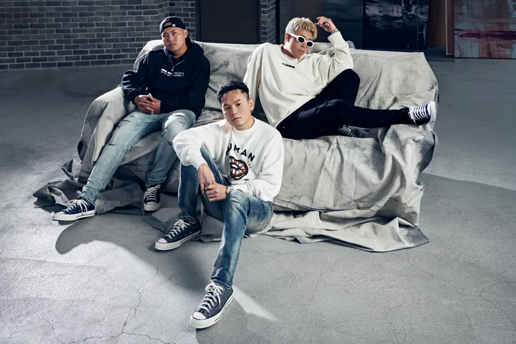 玖壹壹接下牛仔褲代言。YOURKIND提供