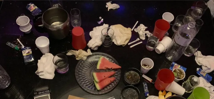 檢警今晨搜索大帝國舞廳。翻攝畫面