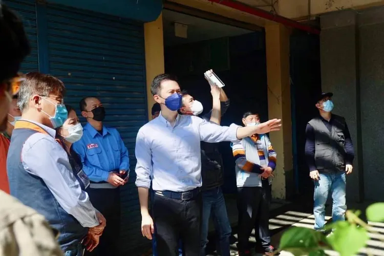 鄭朝方推動各項公共工程建設。竹北市公所提供