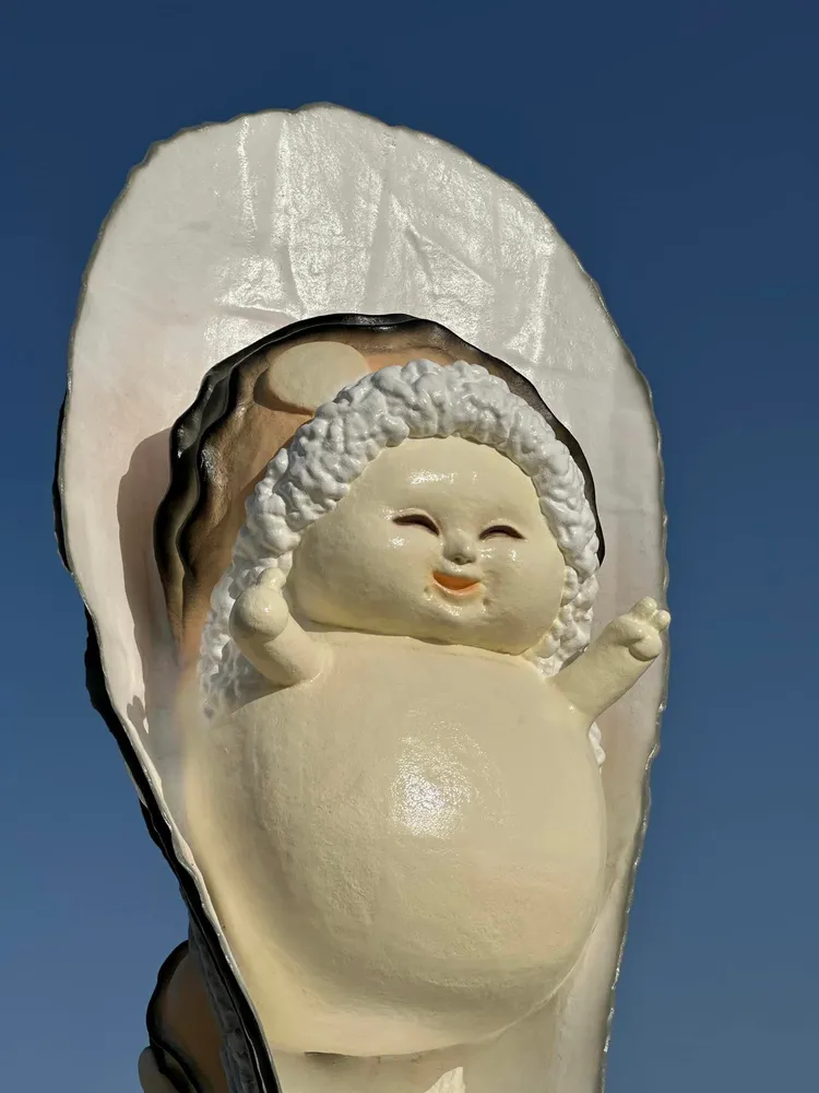 澎湖50萬地標！白髮「牡蠣精」還比YA。翻攝臉書「沿著菊島旅行-澎湖資訊網」