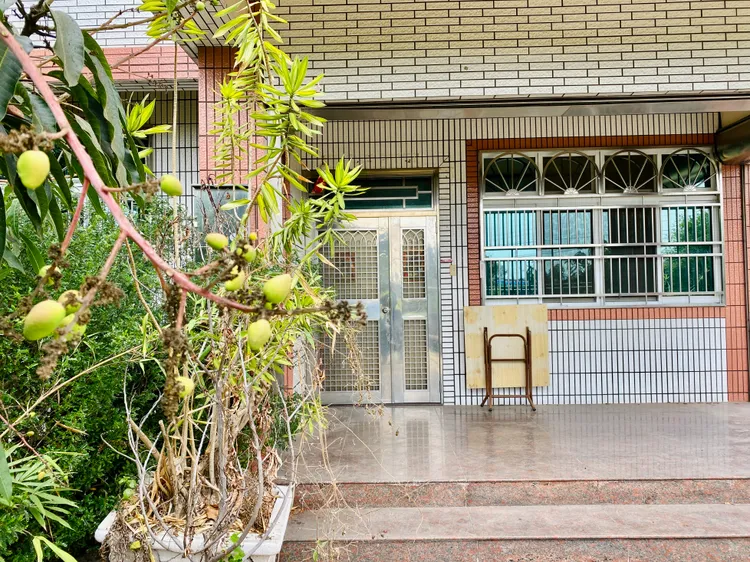 馮家透天厝歷史20多年，占地300多坪。王志弘攝