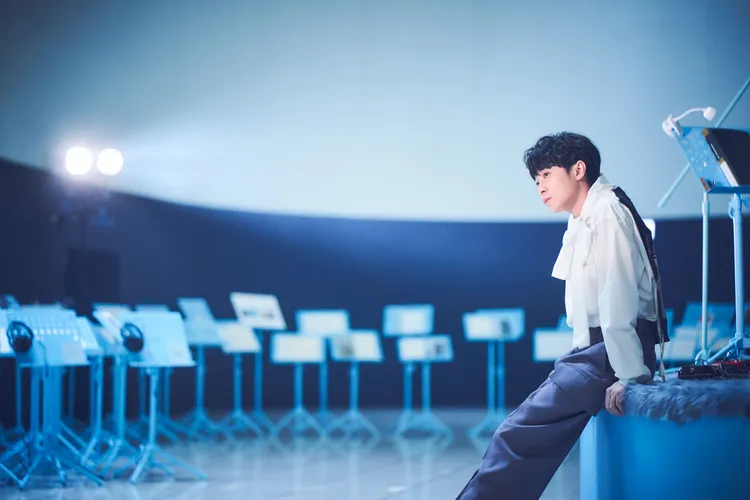 青峰6月將推出《馬拉美的星期二》2LPs黑膠。