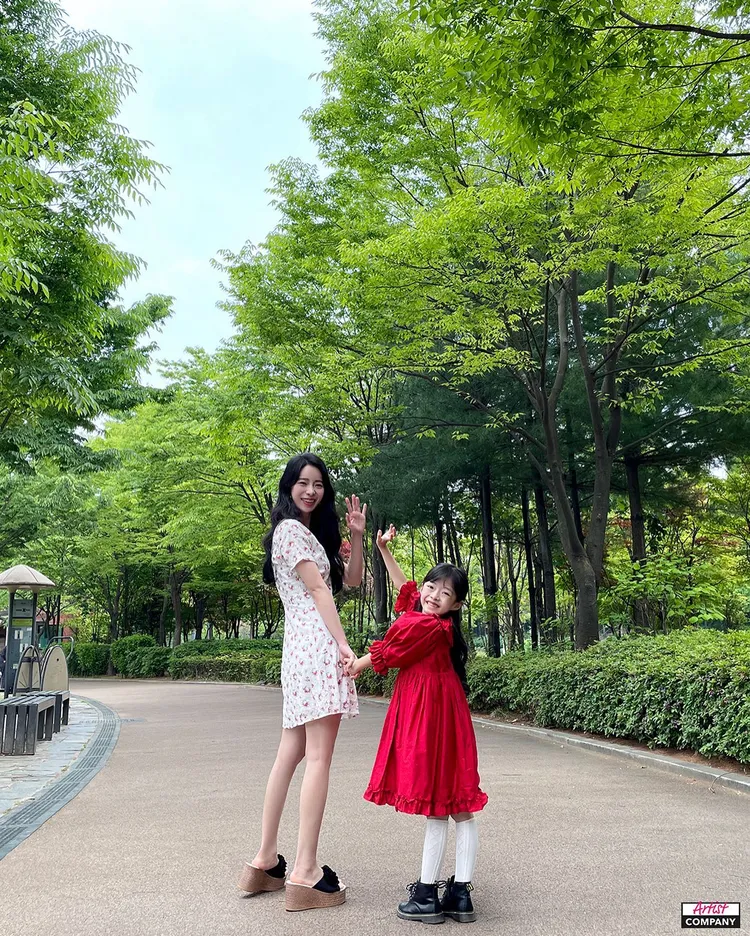 吳智燏在劇中飾演林知衍的女兒。翻攝artistcompany臉書