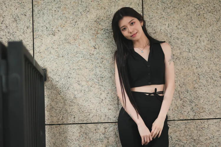 卡洛琳自稱是工作狂，她每天都想著拍攝工作。彭欣偉攝
