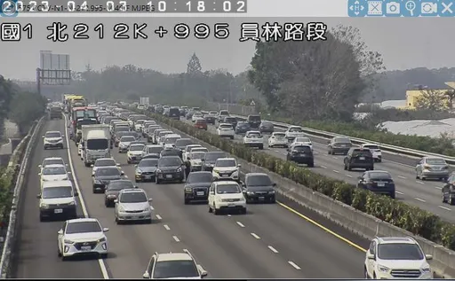 國道連3起事故回堵5公里！午後迎13處雷區　國5塞到凌晨