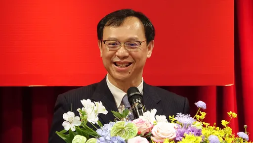 驚!健保署長石崇良遭總統府免職 薛瑞元曝實情:保障不太夠