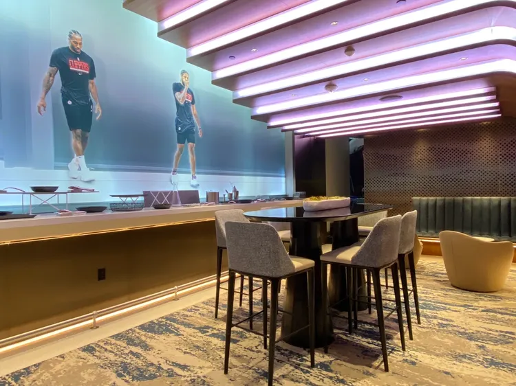 最豪VIP包廂，一次最多容納11人。陳怡文攝