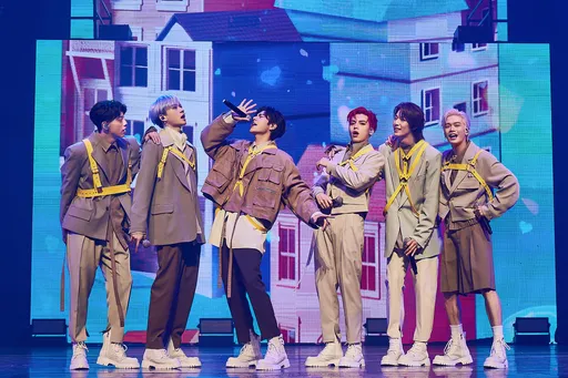 人氣男團Ozone出道7個月就唱北流 家人全都到了感動紅眼眶