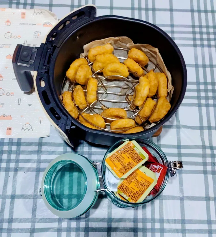 多一個動作讓雞塊更美味。取自「Costco好市多 商品經驗老實說」粉專