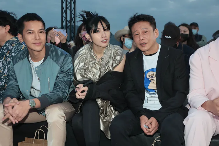 李康生（左起）、李千娜是大秀星光嘉賓。彭欣偉