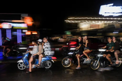 泰國潑水節交通事故受傷增　沒繫安全帶、沒戴安全帽和酒駕是主因