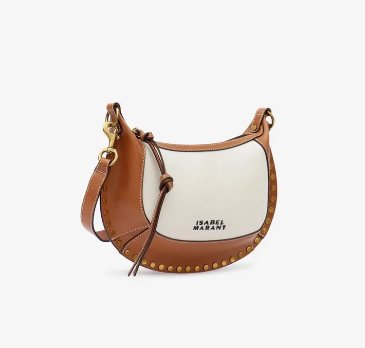 Oskan Moon皮革拼接帆布包，2萬6800元。品牌提供