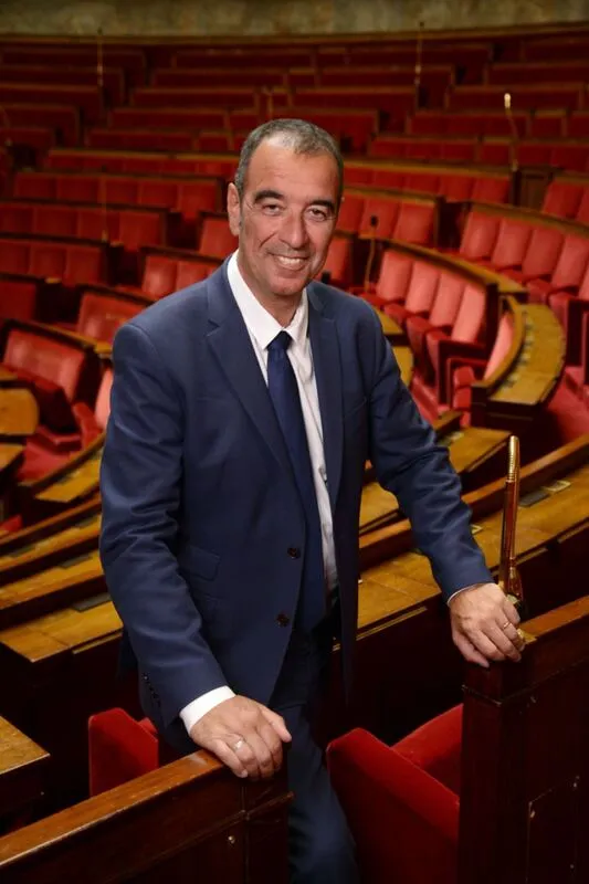 面對法國總統馬克宏「歐洲不該捲入台海衝突」的言論，國民議會友台小組主席博多黑告訴中央社，台灣有事，歐洲、全球都會有事，且台法共享許多價值，他將持續推動強化台法關係。中央社